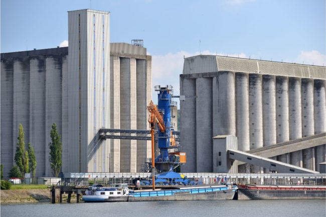 Silos Senalia wheat Port of Rouen_cr ©S. LEITENBERGER - STOCK.ADOBE.COM_e.jpg
