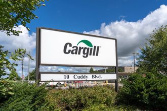 Cargill sign London Ontario Canada_©JHVEPHOTO - STOCK.ADOBE.COM_e.jpg