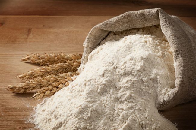 wheat flour_©TIMMARY - STOCK.ADOBE.COM_e.jpg