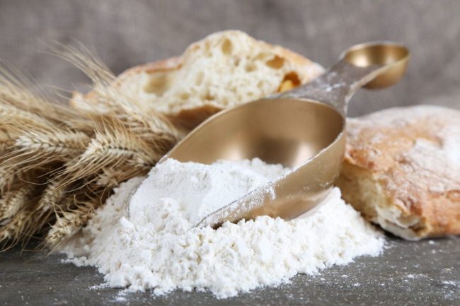 flour wheat bread_©AFRICA STUDIO - STOCK.ADOBE.COM_e.jpg