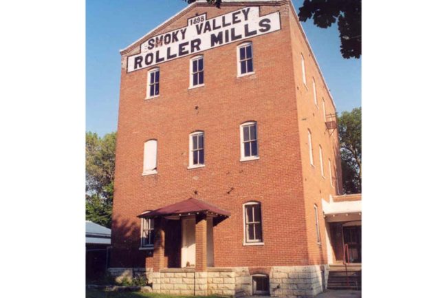 Smoky Valley Roller Mills_©SMOKY VALLEY ROLLER MILLS.jpg