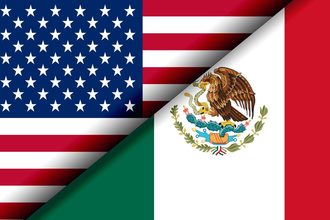 US Mexico flags_©TANG90246 - STOCK.ADOBE.COM_e.jpg