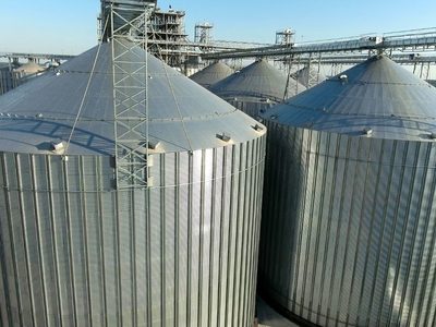 Us commercial grain storage