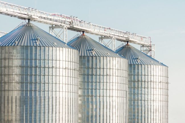 grain storage silos_©KIRILL GORLOV - STOCK.ADOBE.COM_e.jpg
