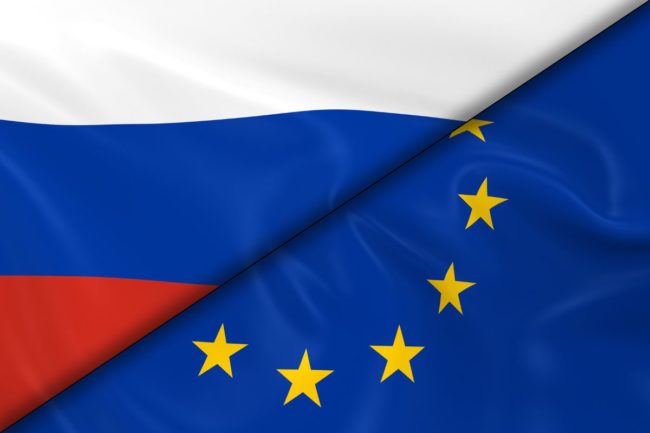 Russia EU flags_©FREDEX - STOCK.ADOBE.COM_e.jpg