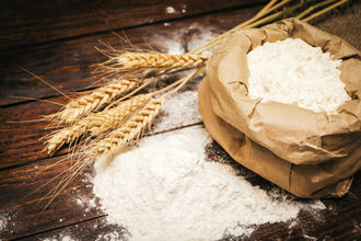 Flour adobestock 107376106 e1